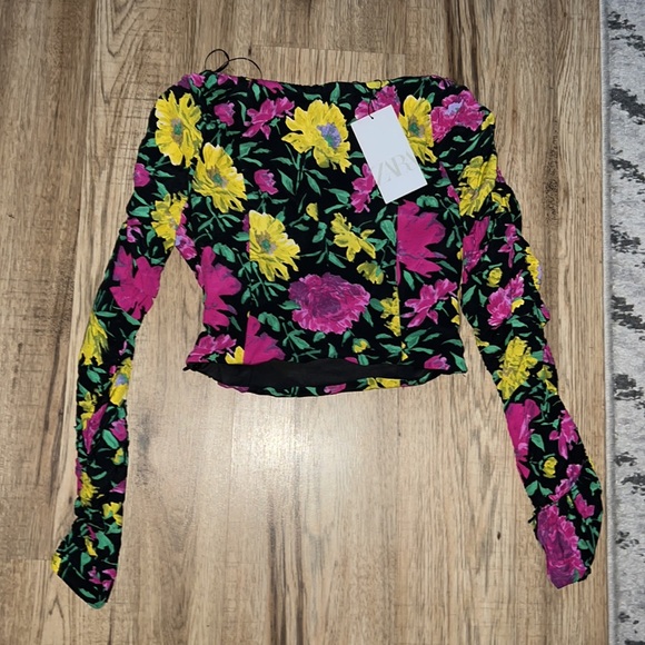 NEW! HP 🥳🥳🥳Zara Floral Print Top with Sweetheart Neckline - Picture 12 of 12